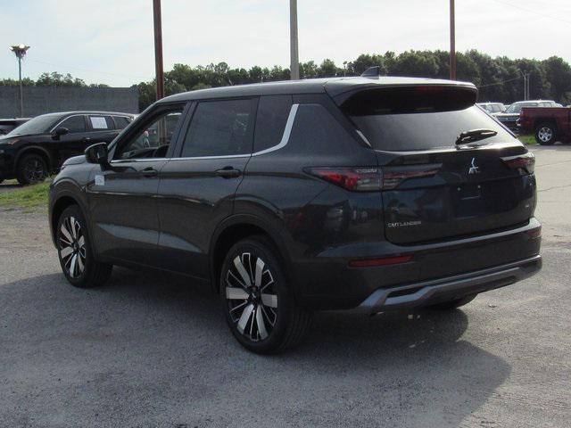 new 2025 Mitsubishi Outlander car, priced at $26,105