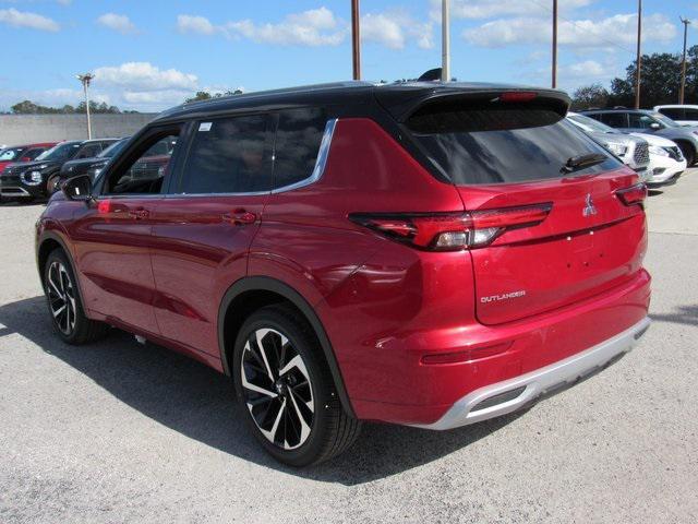 new 2024 Mitsubishi Outlander car, priced at $31,235