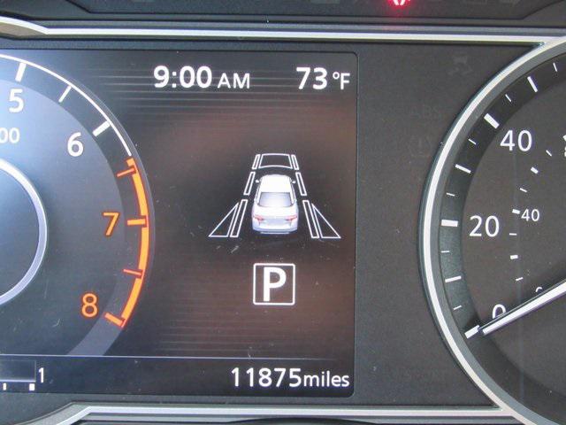 used 2023 Nissan Versa car