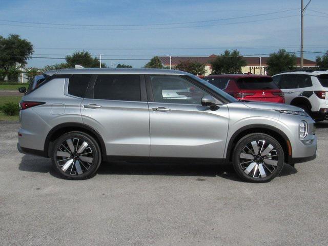 new 2025 Mitsubishi Outlander car, priced at $26,105
