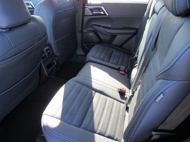 new 2025 Mitsubishi Outlander car, priced at $29,940