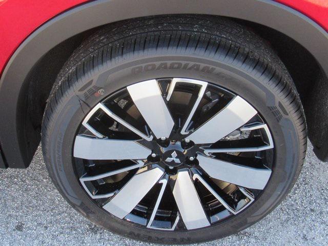 new 2025 Mitsubishi Outlander car, priced at $29,940