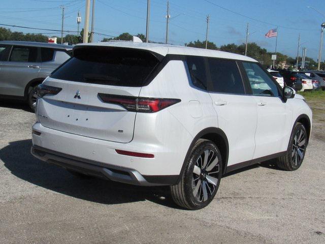 new 2025 Mitsubishi Outlander car, priced at $32,040