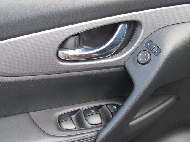 used 2020 Nissan Rogue Sport car, priced at $14,997