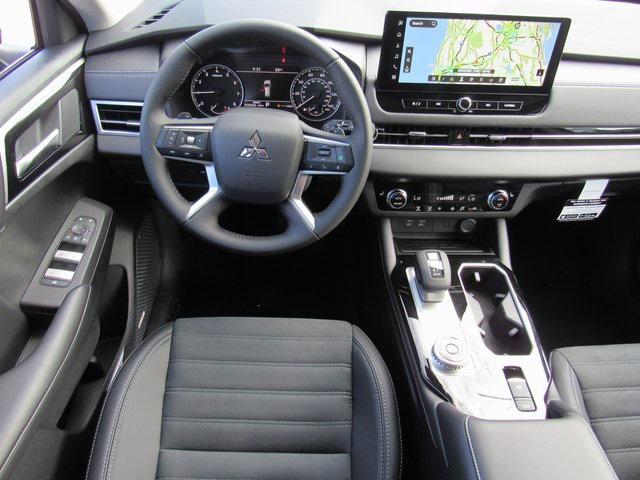 new 2025 Mitsubishi Outlander car, priced at $26,255