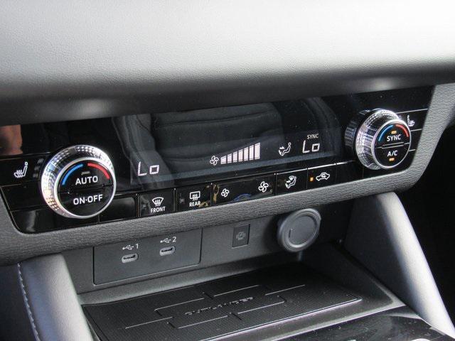 new 2025 Mitsubishi Outlander car, priced at $26,255