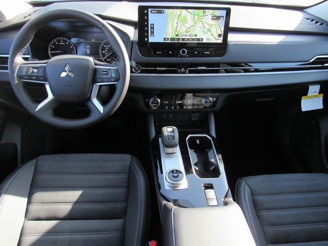 new 2025 Mitsubishi Outlander car, priced at $26,205