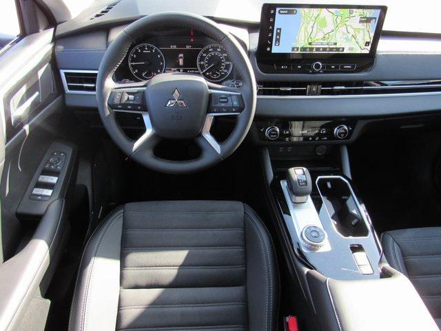 new 2025 Mitsubishi Outlander car, priced at $26,205