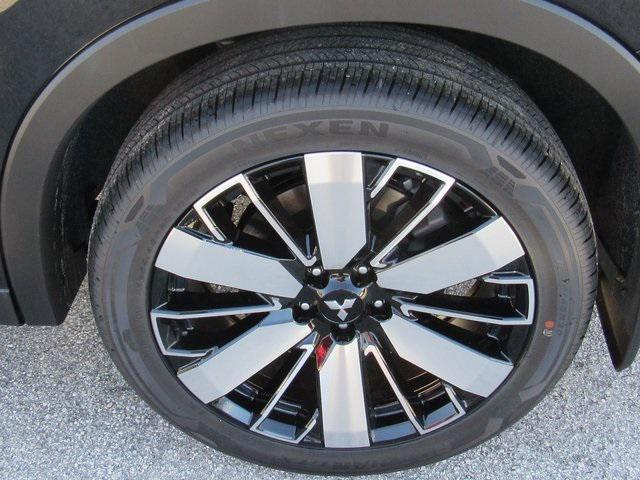 new 2025 Mitsubishi Outlander car, priced at $26,205