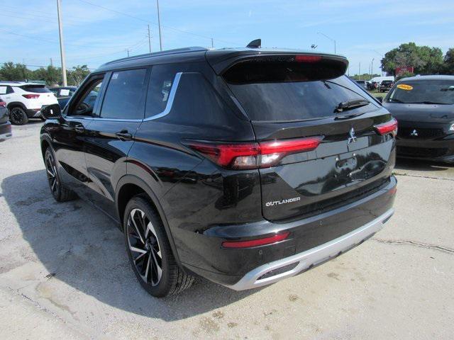 new 2024 Mitsubishi Outlander car, priced at $28,065