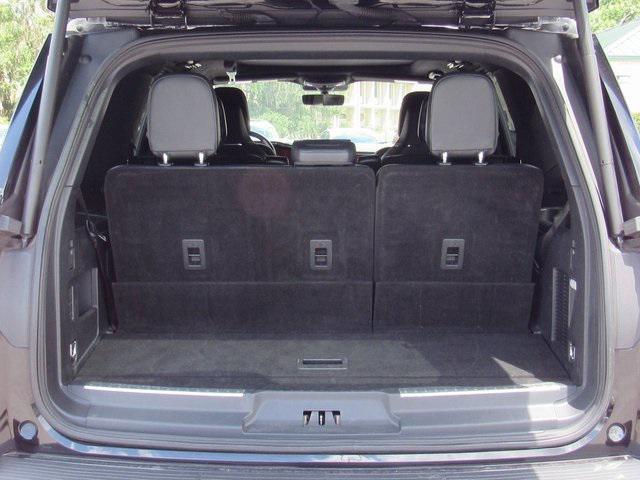 used 2022 Lincoln Navigator car, priced at $47,995