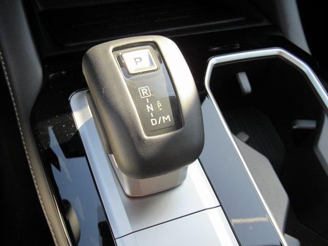 new 2025 Mitsubishi Outlander car, priced at $26,205