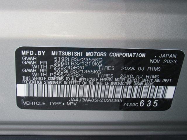 new 2024 Mitsubishi Outlander car, priced at $30,720