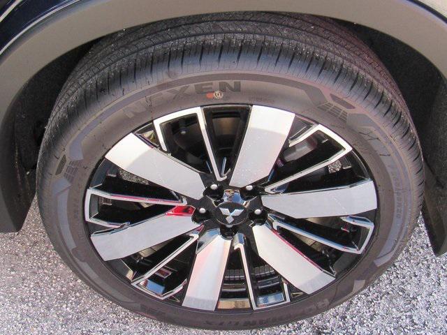 new 2025 Mitsubishi Outlander car, priced at $25,190