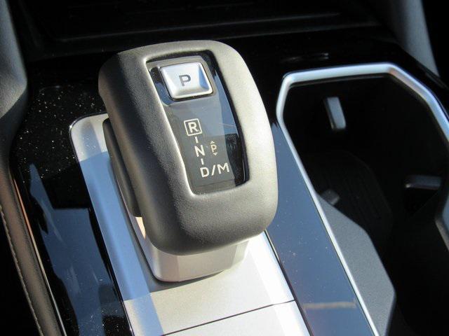 new 2025 Mitsubishi Outlander car, priced at $26,105