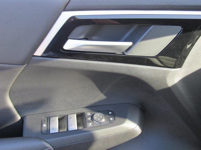 new 2025 Mitsubishi Outlander car, priced at $26,105