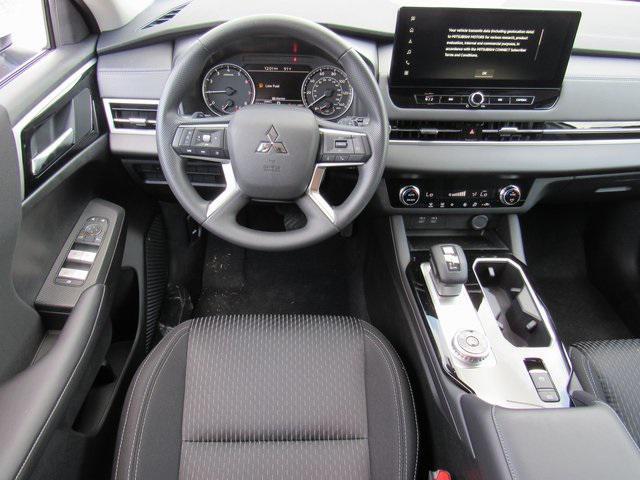 new 2025 Mitsubishi Outlander car, priced at $23,795