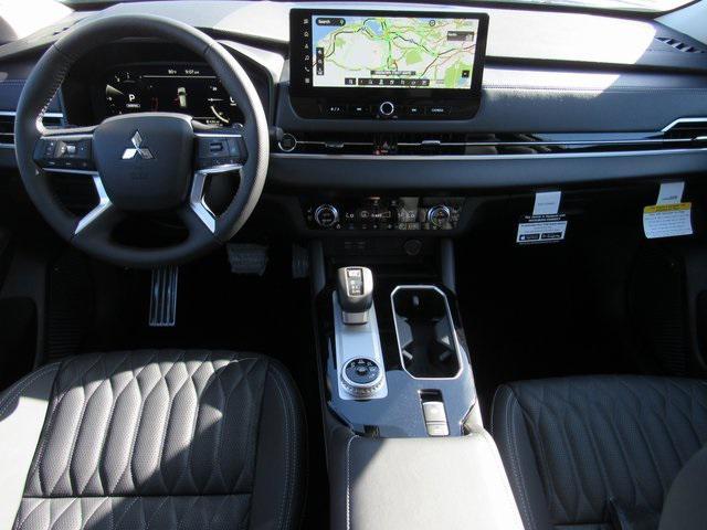 new 2025 Mitsubishi Outlander car, priced at $31,150