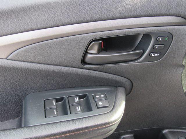 used 2022 Honda Passport car, priced at $29,681