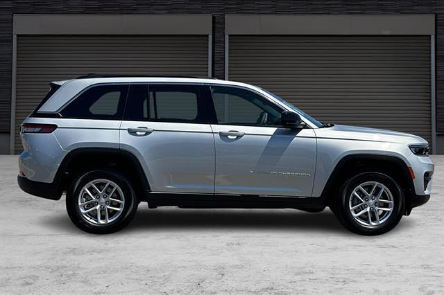 new 2024 Jeep Grand Cherokee car