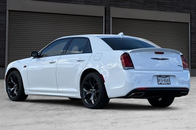 used 2021 Chrysler 300 car, priced at $33,391