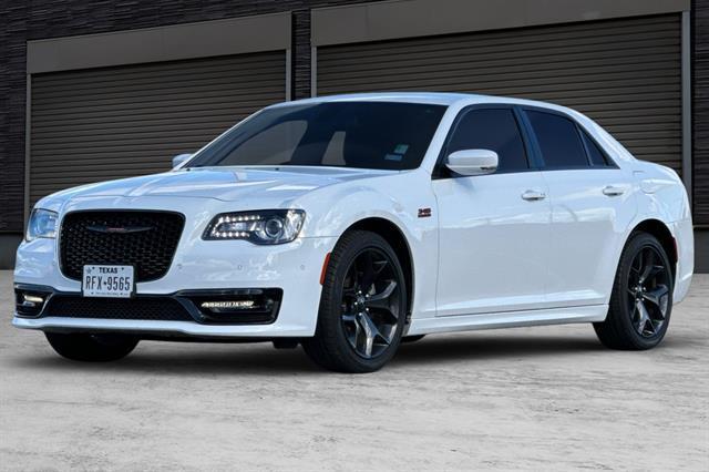 used 2021 Chrysler 300 car, priced at $33,391