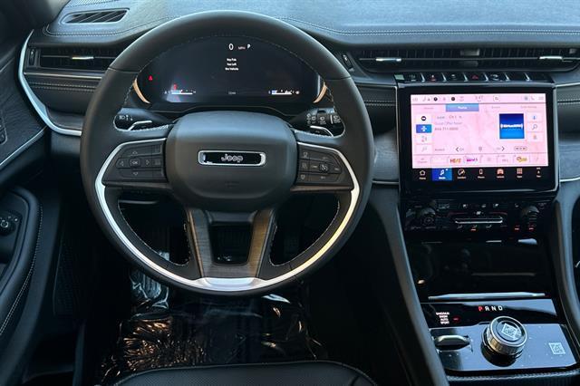 new 2025 Jeep Grand Cherokee L car, priced at $55,682