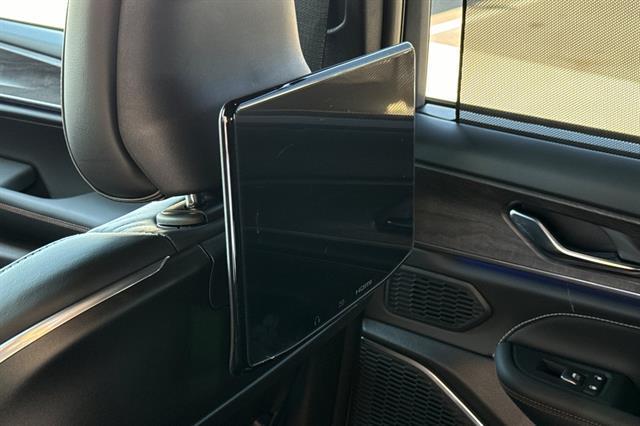 new 2025 Jeep Grand Cherokee L car, priced at $62,047