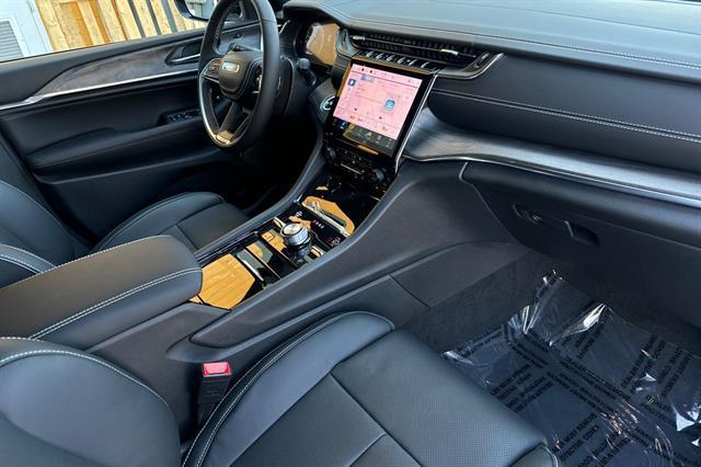 new 2025 Jeep Grand Cherokee L car, priced at $62,047
