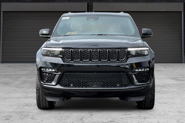 new 2025 Jeep Grand Cherokee car, priced at $63,184