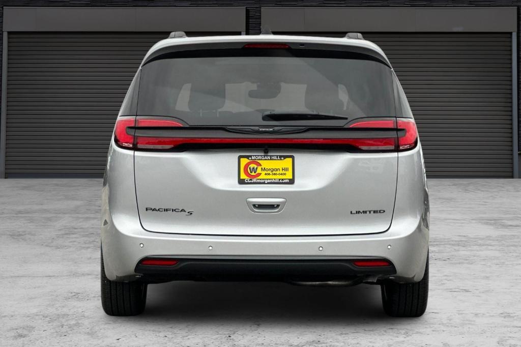 new 2026 Chrysler Pacifica car, priced at $52,070