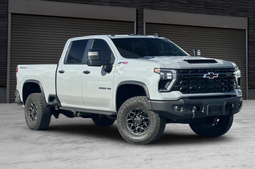 used 2024 Chevrolet Silverado 2500 car, priced at $73,890