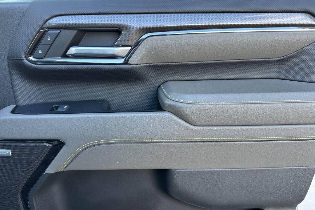 used 2024 Chevrolet Silverado 2500 car, priced at $73,890