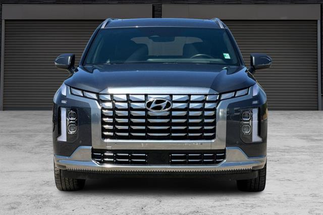 used 2024 Hyundai Palisade car, priced at $38,391