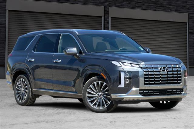 used 2024 Hyundai Palisade car, priced at $38,391