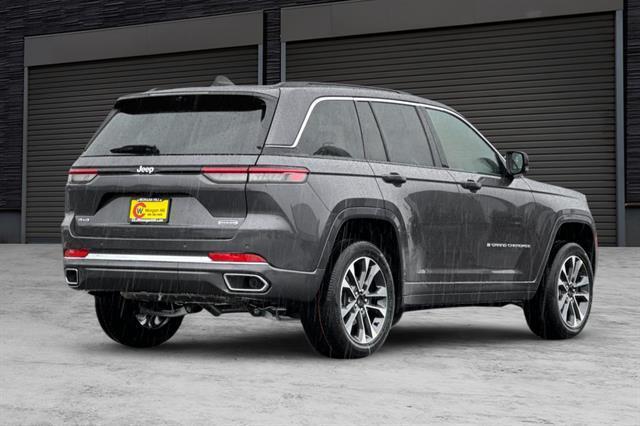 new 2025 Jeep Grand Cherokee car