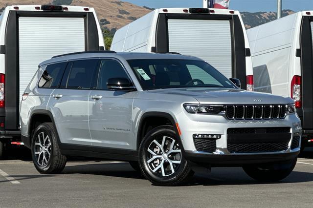 new 2025 Jeep Grand Cherokee L car, priced at $53,782