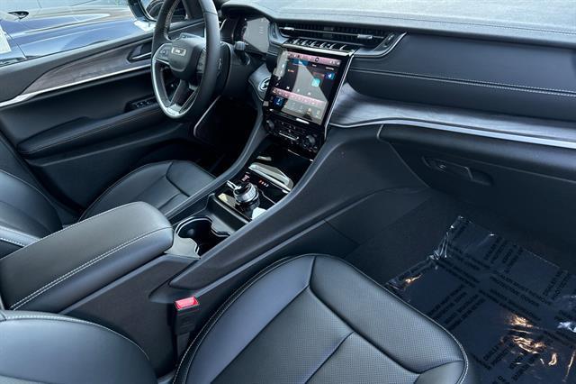 new 2025 Jeep Grand Cherokee L car, priced at $53,782