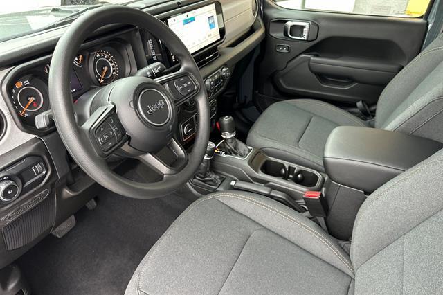 new 2026 Jeep Wrangler car, priced at $39,475