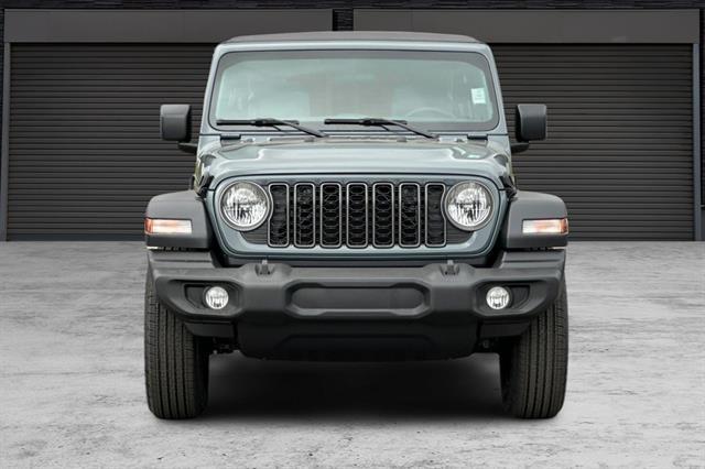 new 2026 Jeep Wrangler car, priced at $39,475
