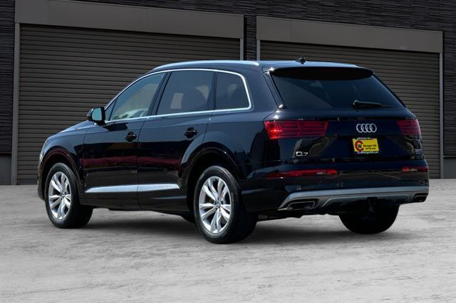 used 2017 Audi Q7 car, priced at $18,690