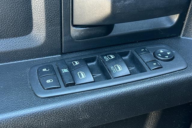 used 2019 Ram 1500 Classic car, priced at $18,690
