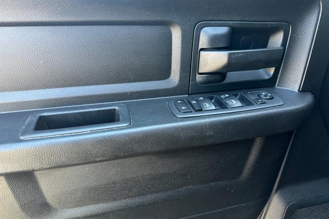 used 2019 Ram 1500 Classic car, priced at $18,690