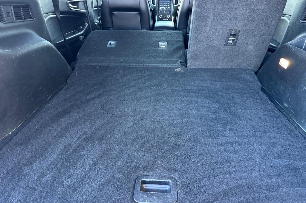 used 2021 Ford Edge car, priced at $17,990