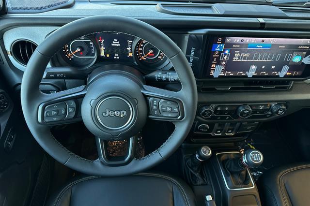 new 2025 Jeep Wrangler car, priced at $43,125