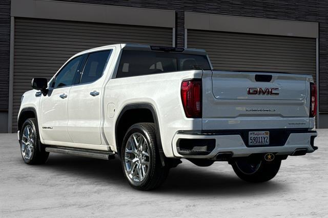 used 2023 GMC Sierra 1500 car, priced at $53,881