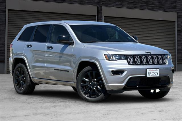 used 2018 Jeep Grand Cherokee car, priced at $17,719
