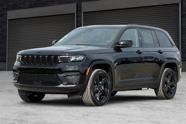 new 2025 Jeep Grand Cherokee car, priced at $43,470