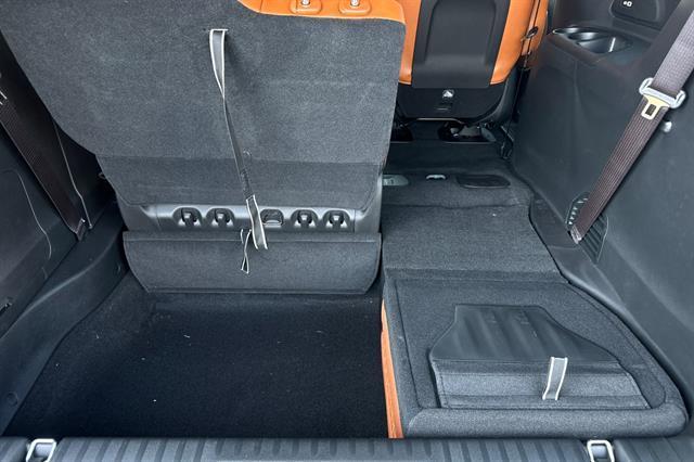 new 2025 Chrysler Pacifica Hybrid car, priced at $55,541