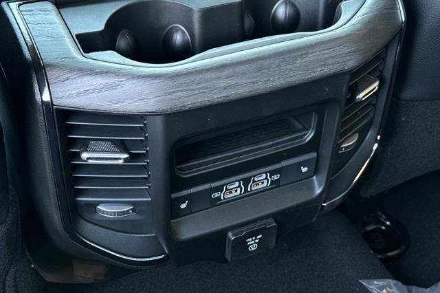 new 2025 Ram 3500 car, priced at $100,910